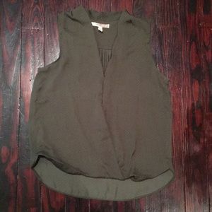 Green sleeveless shirt